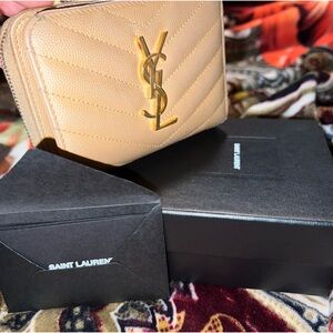 Auth SAINT LAURENT PARIS Monogram Compact Zip Wallet Beige Leather -